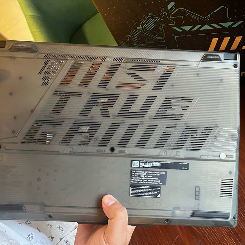 Laptop MSI Cyborg 15 A13VE - Gaming Laptop 5