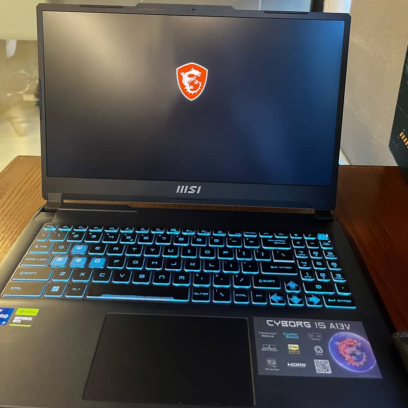 Laptop MSI Cyborg 15 A13VE - Gaming Laptop 7