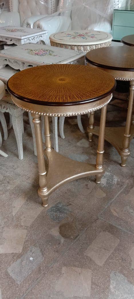 Round Table/Coffee Table/Table/wooden table/centre table 4