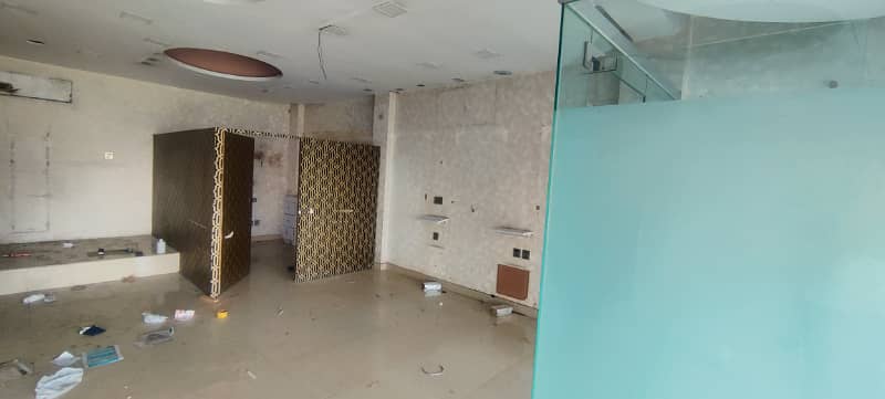 4 Marla 1st Floor With Cabins 6