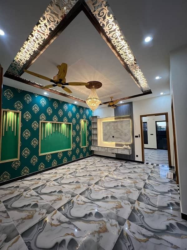 To sale You Can Find Spacious Prime Location House In Faisal Town Phase 1 - Block A 15