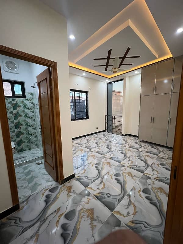 To sale You Can Find Spacious Prime Location House In Faisal Town Phase 1 - Block A 18