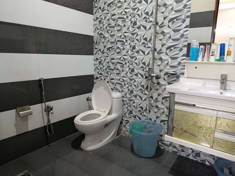 5 Marla Brand New Upper Portion For Rent in Johar Town Very Super Hot Location Very With Sui Gass Meter Installed 7