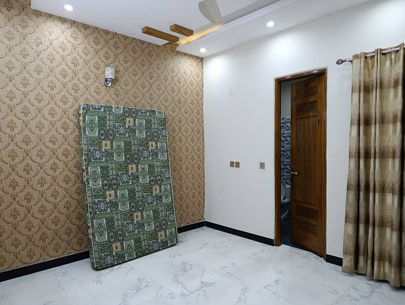 5 Marla Brand New Upper Portion For Rent in Johar Town Very Super Hot Location Very With Sui Gass Meter Installed 11