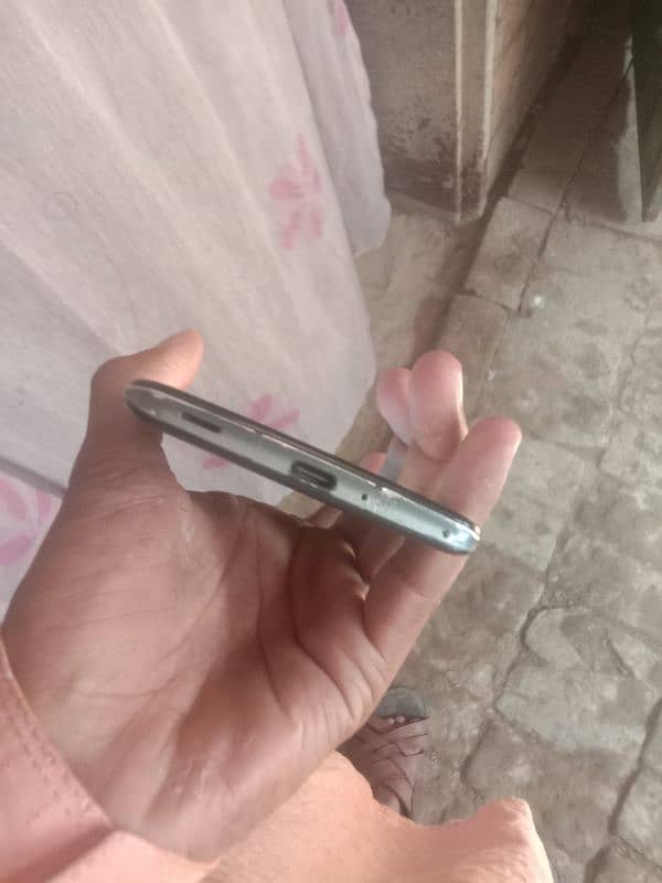 Aquas zero 2 8Gb 256Gb Non PTA online chota sa dot h No shade No Line 1