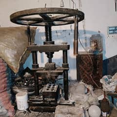 2 moulding press with 2 mould