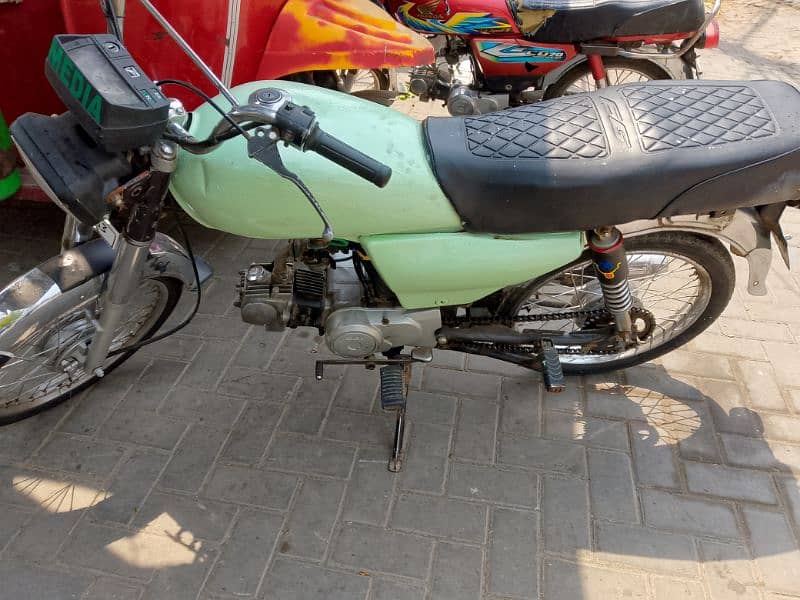 ROAD PRINCE 17 B MODEL 0