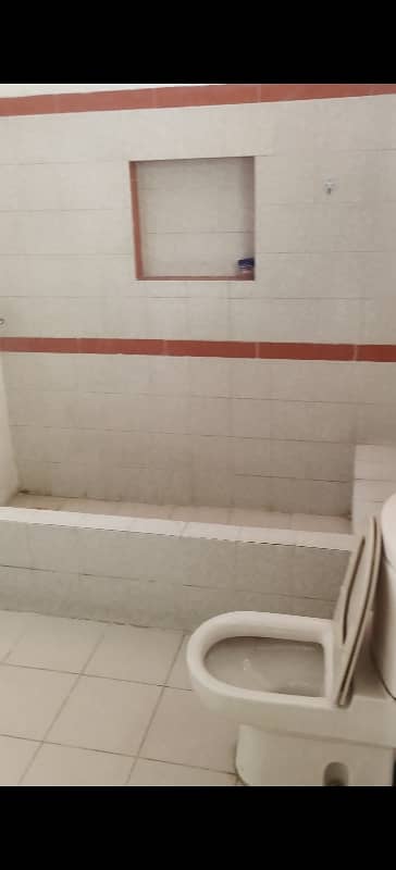 1 Kanal Upper Portion For Rent With Garage In Judicial Colony 6