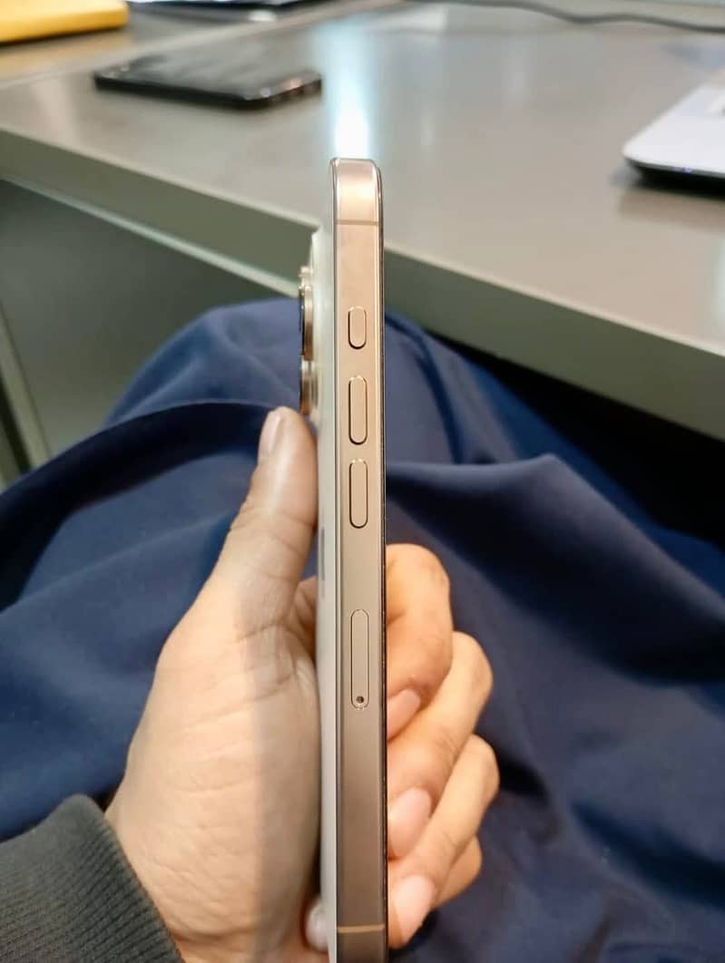 Iphone 16 pro jv 128 gb 100 heath 25 cycle 03165072600/03226179354 1