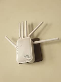 Wifi 5G device, 1200MB, 5G, 6 Antennas - NEW