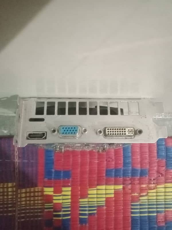 Nvidia GTX 550 Ti 1GB Mint Condition 5