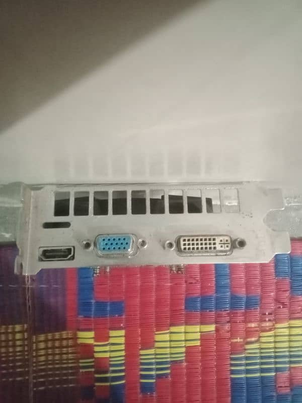 Nvidia GTX 550 Ti 1GB Mint Condition 9