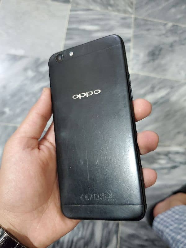 Oppo A57 (2016) 4/64 0