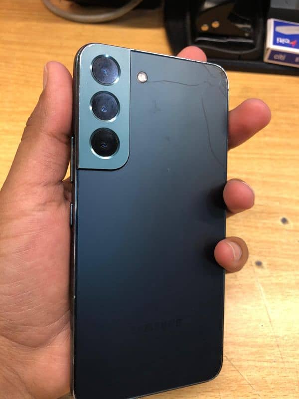 samsung galaxy s22 12