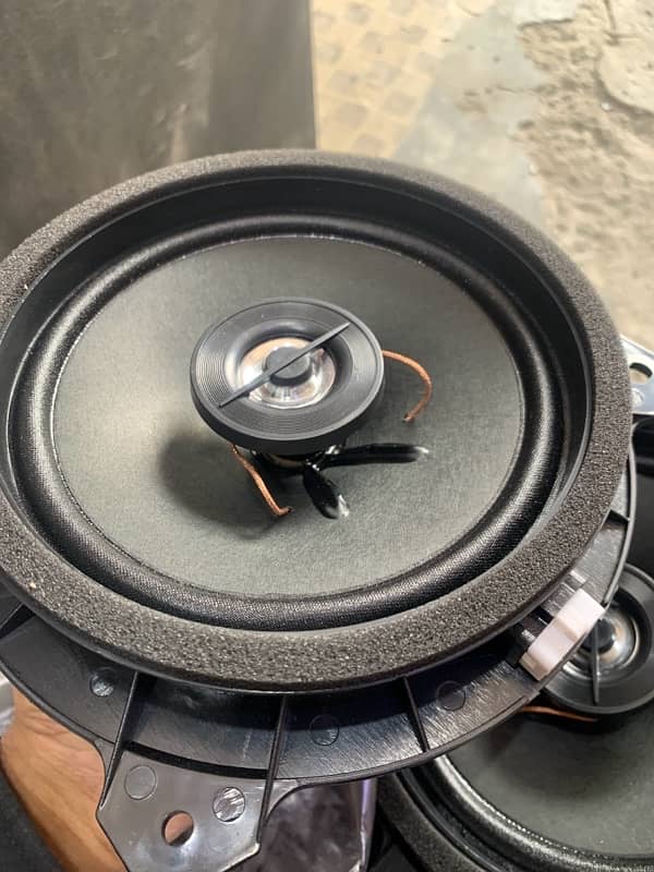 CAR DOOR WOOFER SPEAKER ALL CARS -6month warranty 1