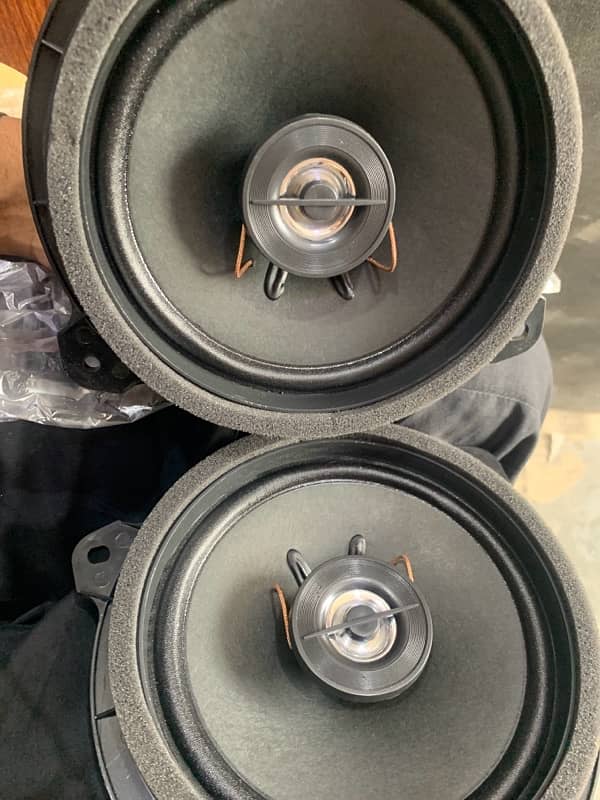 CAR DOOR WOOFER SPEAKER ALL CARS -6month warranty 6