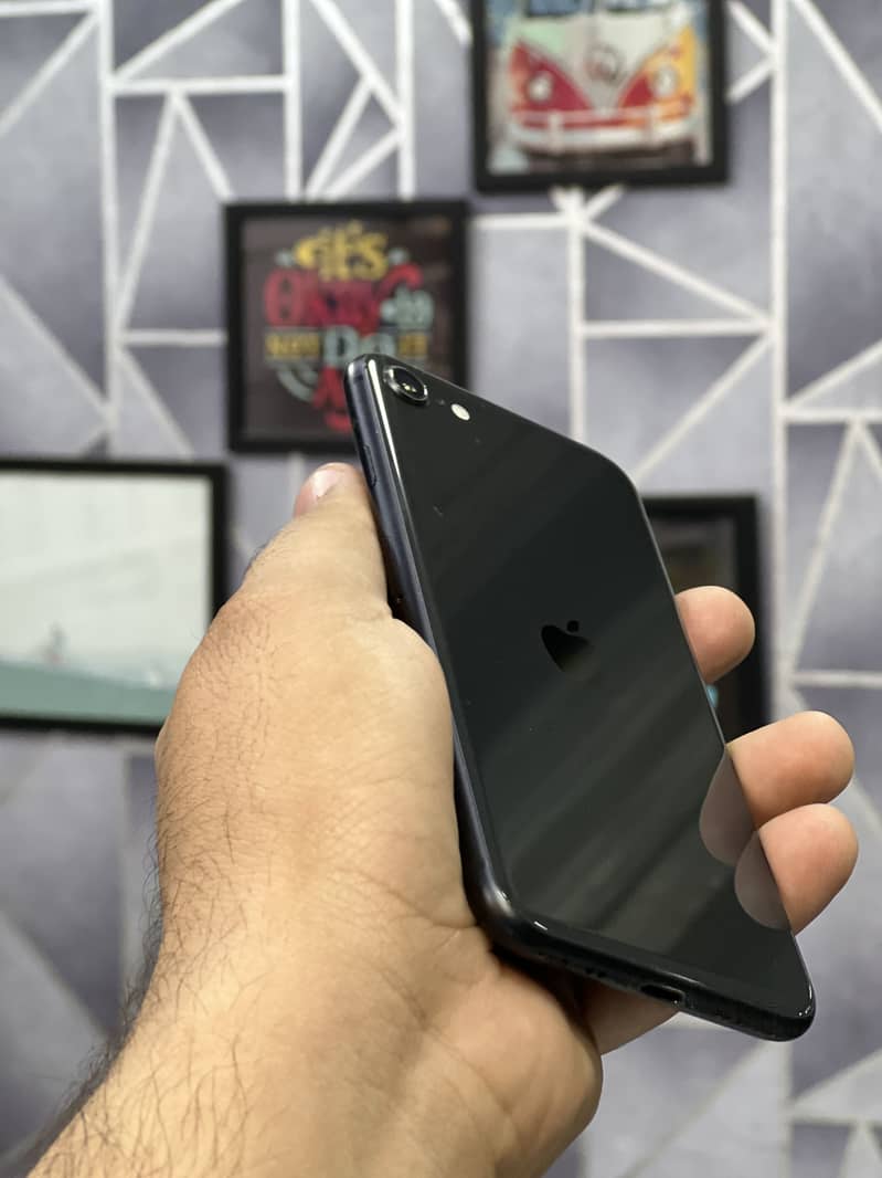 iphone se 2020 128gb pta approved physical + esim 12