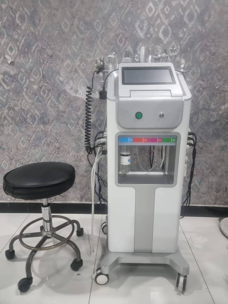 12 in 1 standing hydra facial machine 1