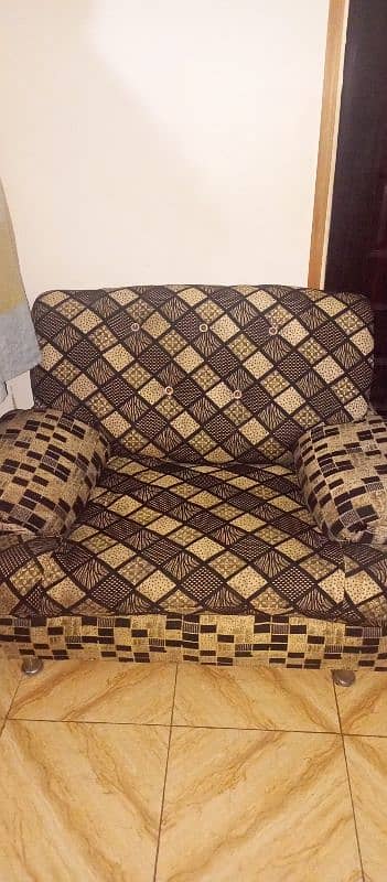 5 seater sofa set for sale 0