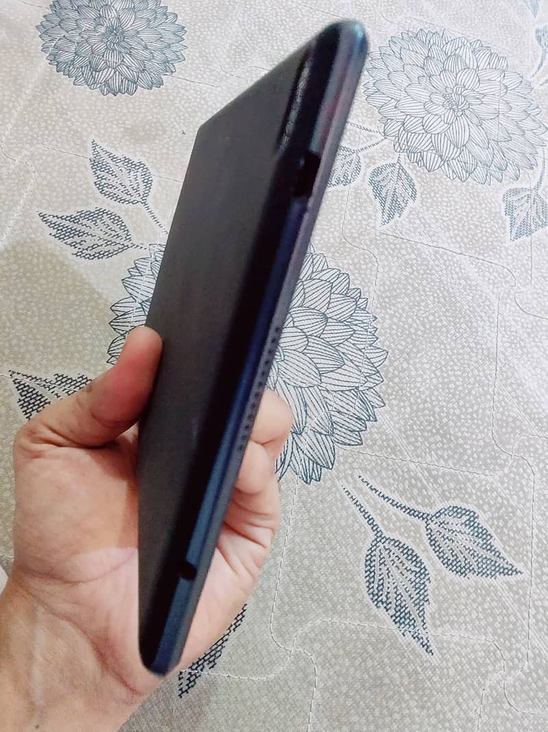 Lenovo TB-8504 X 2