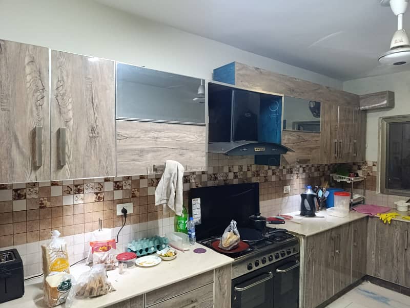 4 Bedrooms, 12 Marla Apartment At 6 Floor For Sell 4