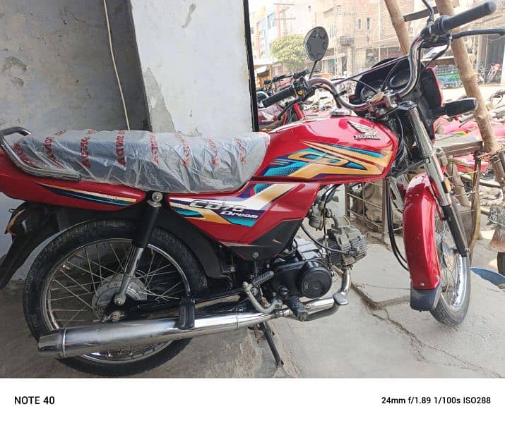 dream 2021 model 10by10 condition _03127580560 0