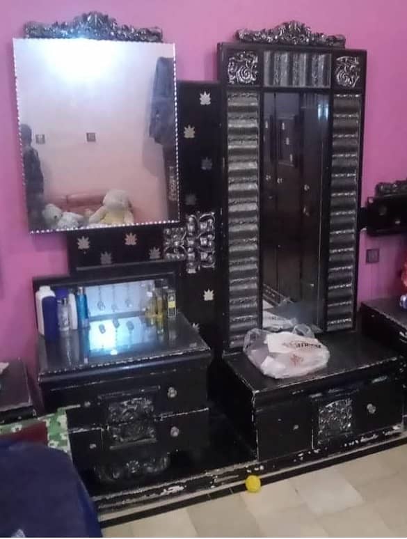 Dressing Table For Sale 2