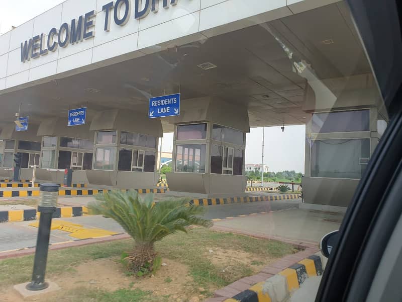 IDEAL LOCATION PLOT AVAILABLE FOR SALE DHA CITY SECTOR 3C 6