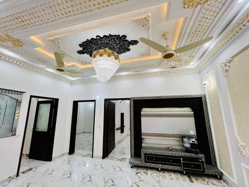 A BEAUTIFUL HOUSE DEPEND ON 5 MARLA DOUBLE STOREY IN AL GHANI GARDEN PHASE 1 0