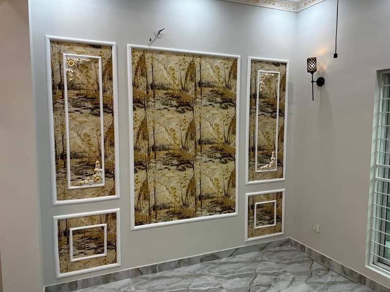 A BEAUTIFUL HOUSE DEPEND ON 5 MARLA DOUBLE STORY IN HAFEEZ GARDEN PHASE 1 HOUSING SOCIETY 11