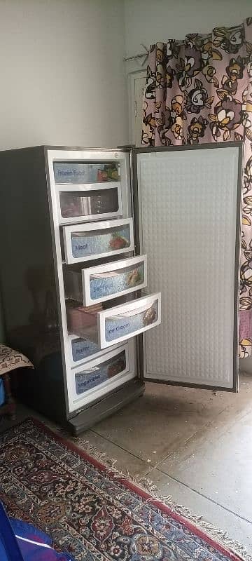 dawlance Vertical Freezer in excellent condition 2