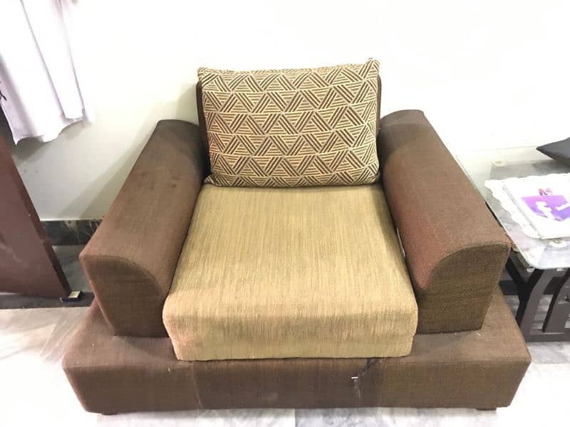3,2,1 sofa set used 2