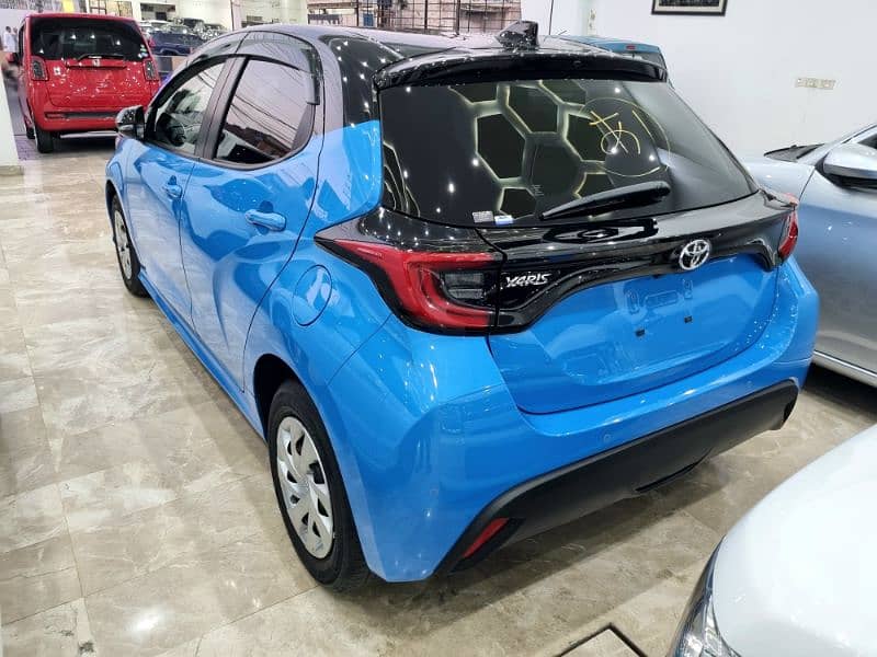 yaris hatchback gled addition twin special color 2