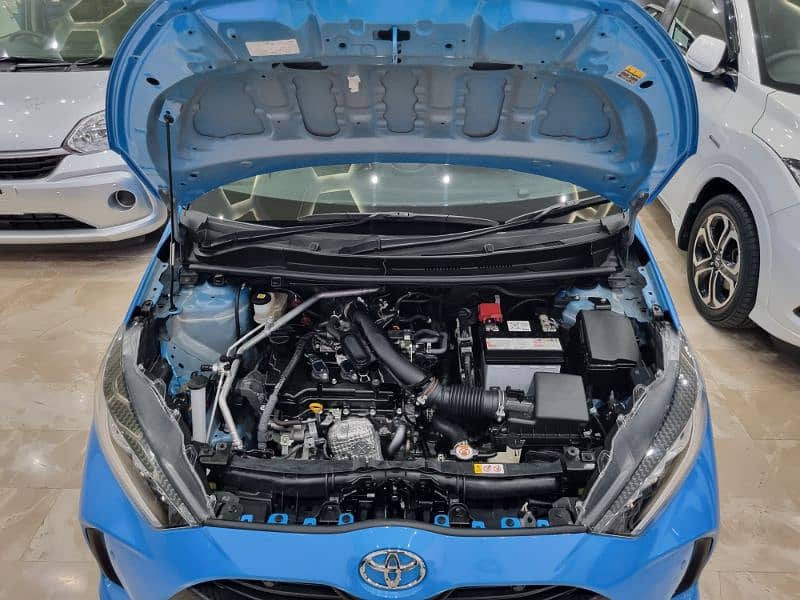 yaris hatchback gled addition twin special color 3