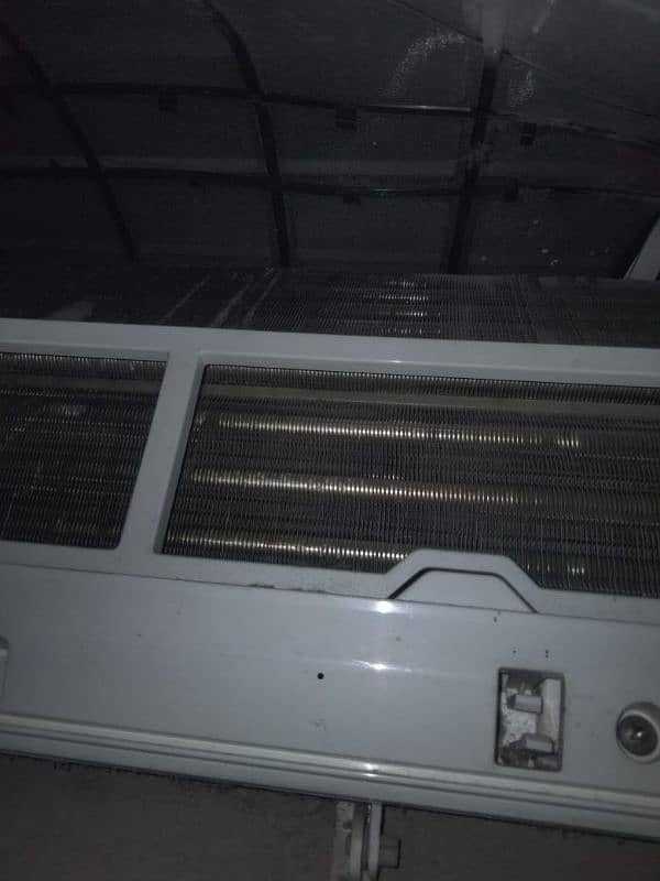 Haire AC For sale D. C inveter Good condition  0303=4237570. = 1