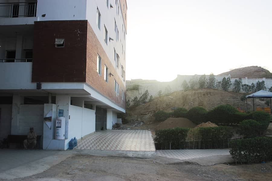 2 Bed DD Available on Rent, Boundary Wall Project 4