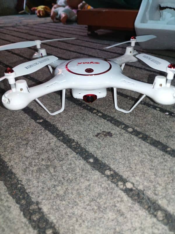 SYMA X5UC 2.4 GH RC 7