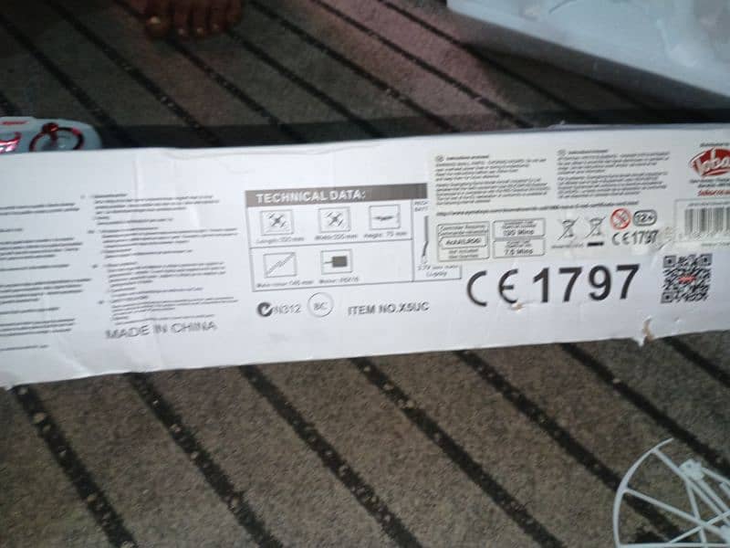 SYMA X5UC 2.4 GH RC 8