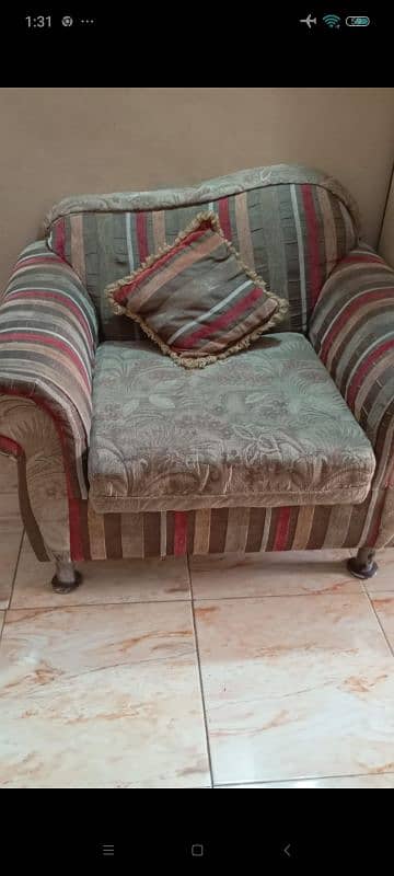 5seater sofa set. 4