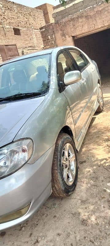 Toyota Corolla ac saloon 2004 modal automatic 3