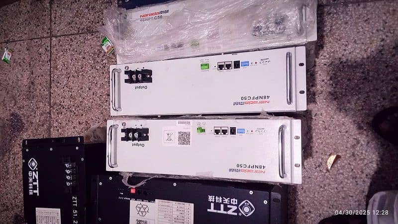 Lethuim batteries|Grow Wat 15 kva Hiwgrow Zumax hybrid Inverters|3.5 3