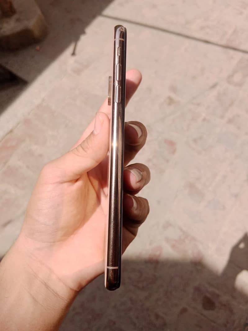 Iphone xsmax 2