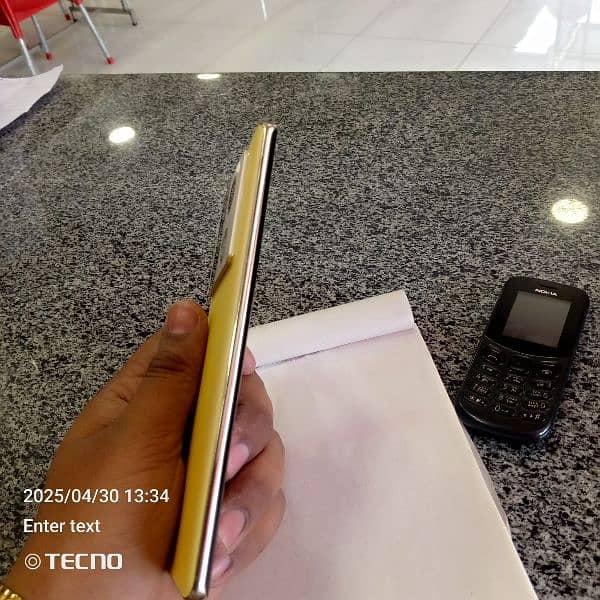 infinix Note 40 pro 4