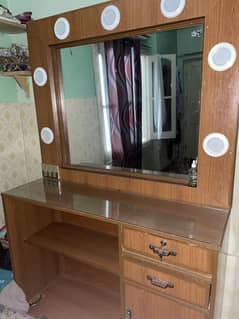 Wardrobe (singar men )