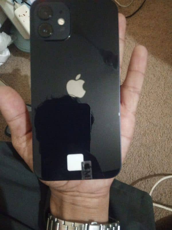 I PHONE 12, 64GB FOR SALE IN GOOD CONDITION 4