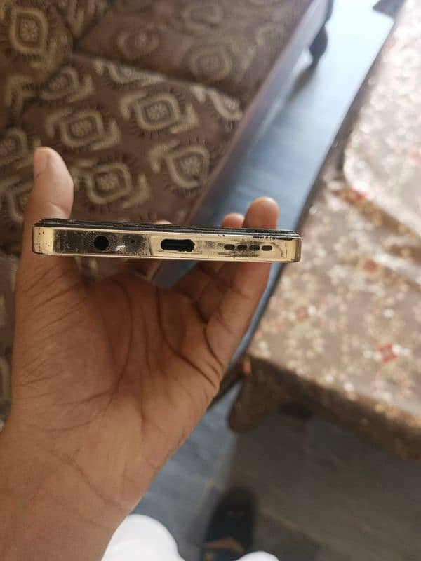 exchange possible infinix note 30pro 8+8 256 4