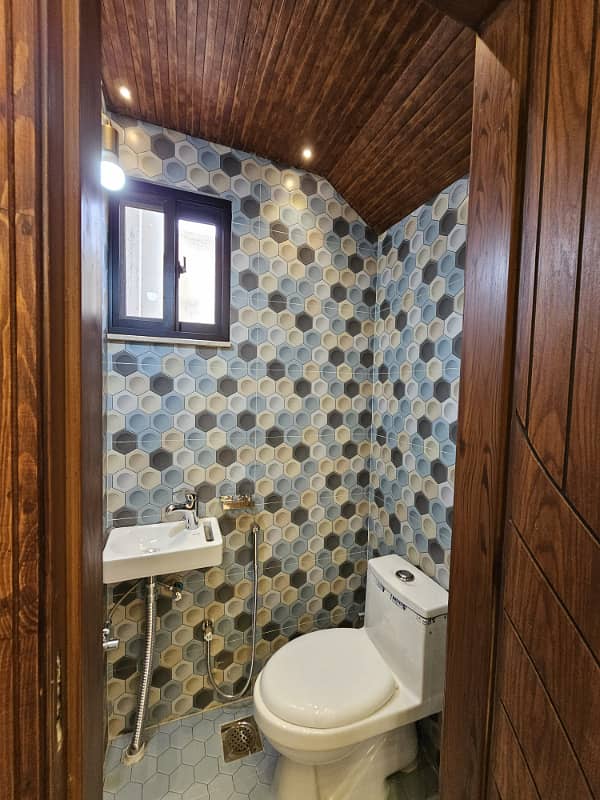 Spacious and Modern House for Rent in DHA Lahore 5