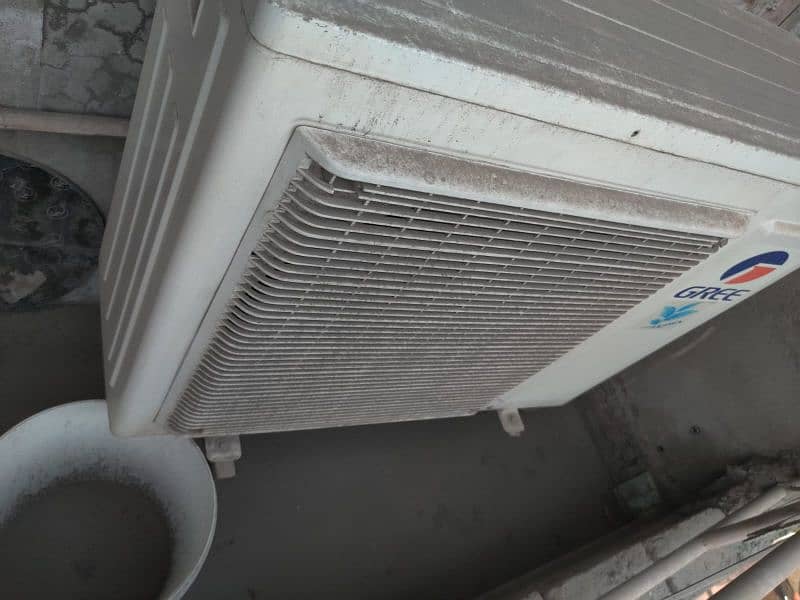 Non-invertor 2 ton Gree Split AC 3