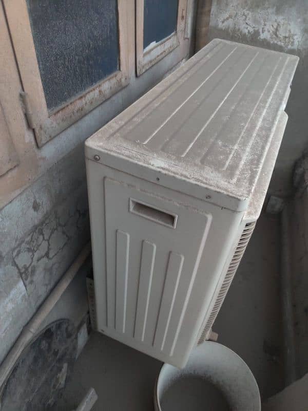 Non-invertor 2 ton Gree Split AC 4