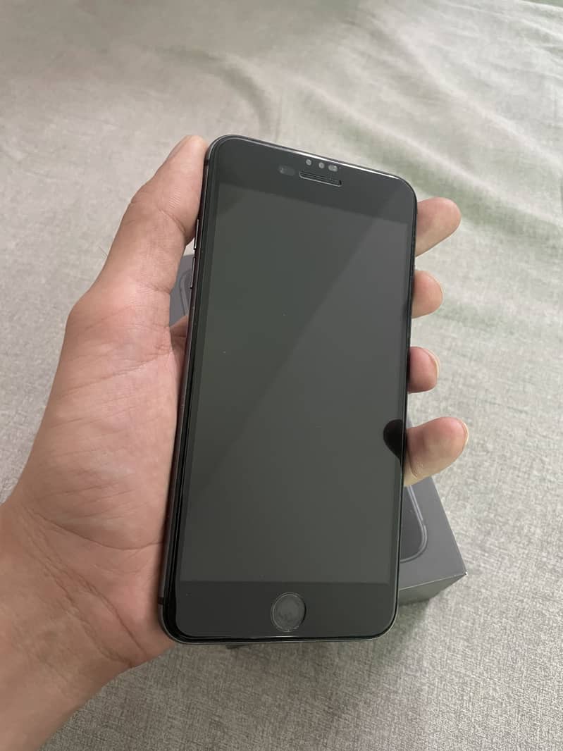 iPhone 8 plus PTA 1